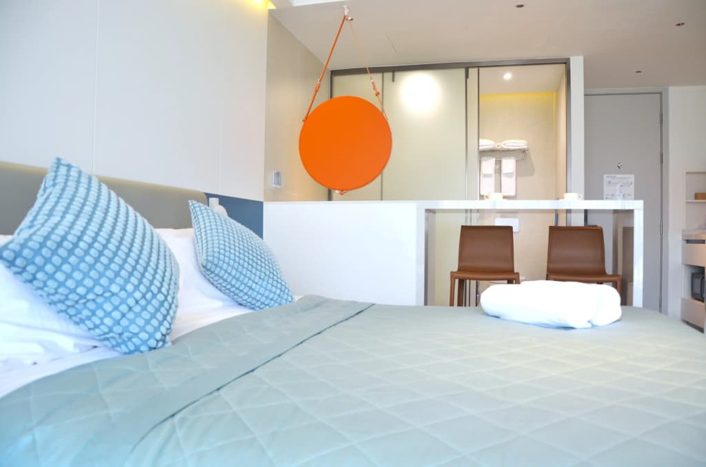 Sunshine Beach Studio Apartments - photo 5