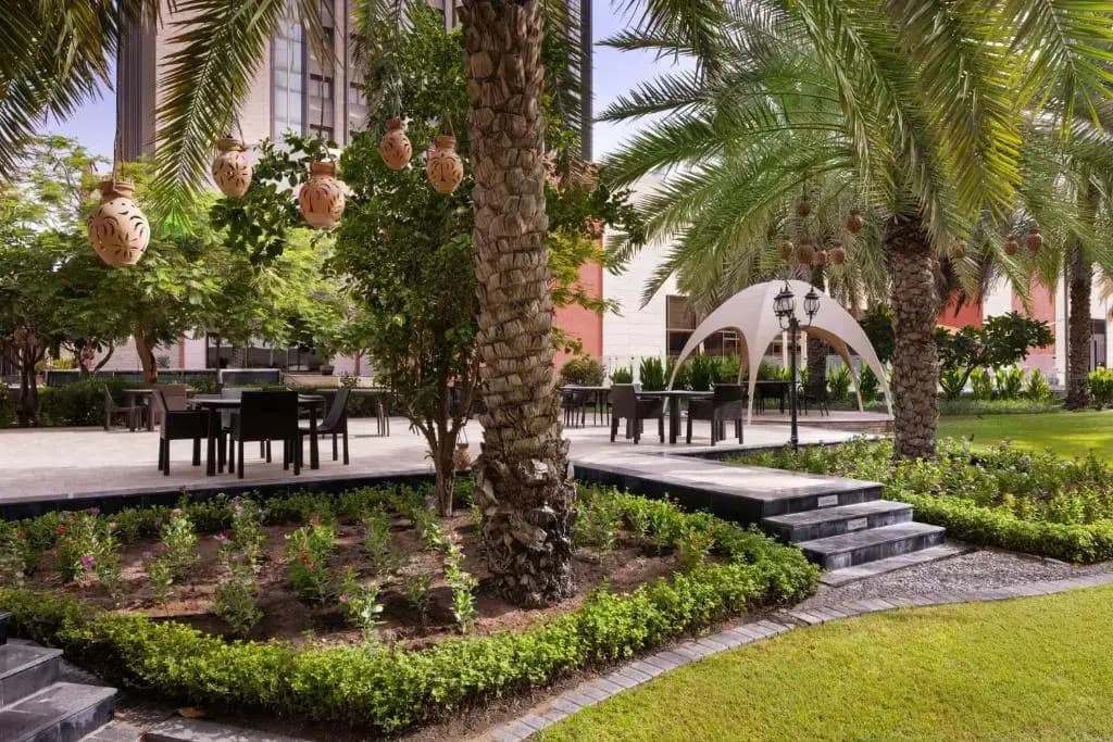 Sheraton Oman Hotel - photo 37