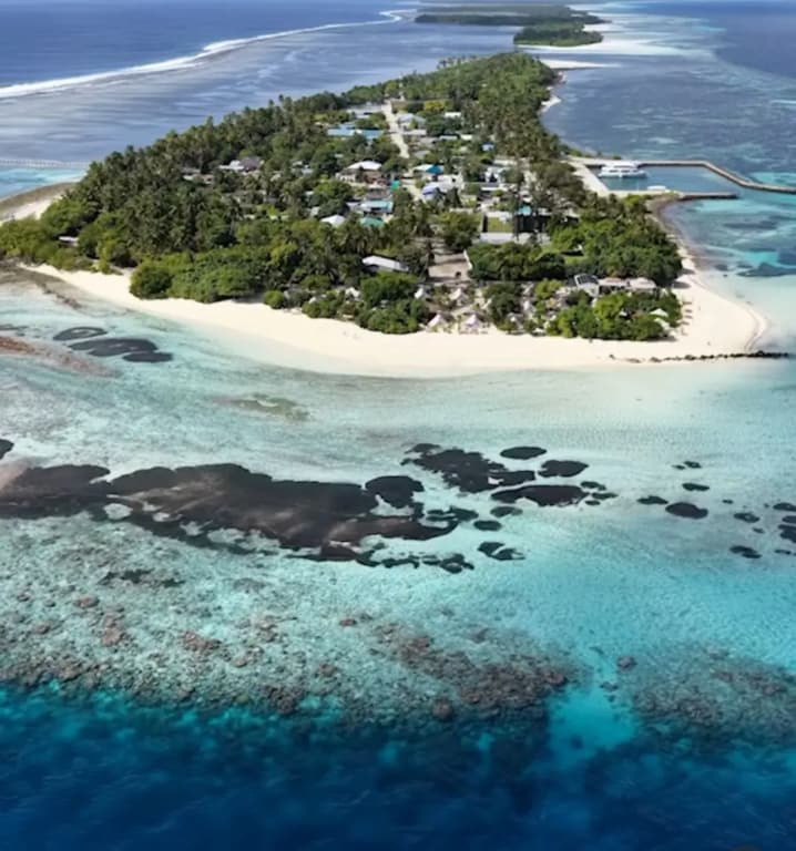 The Maverick Surf and Dive Resort - photo 9