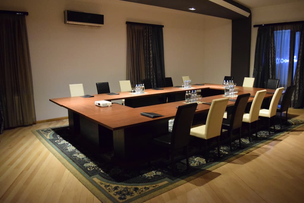 Alliance Hotel - photo 11