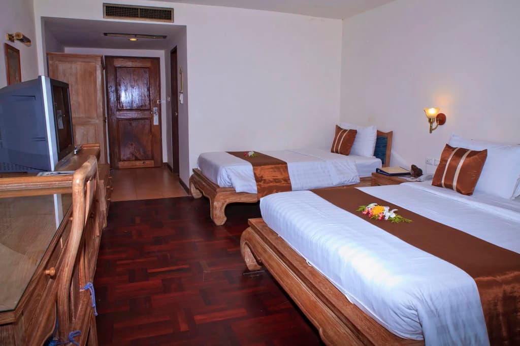 Chaweng Bluelagoon Hotel - photo 1