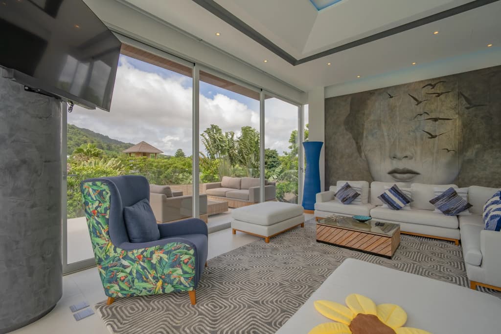 Luxury Infinity Pool Villa in Nai Harn Villa - photo 24