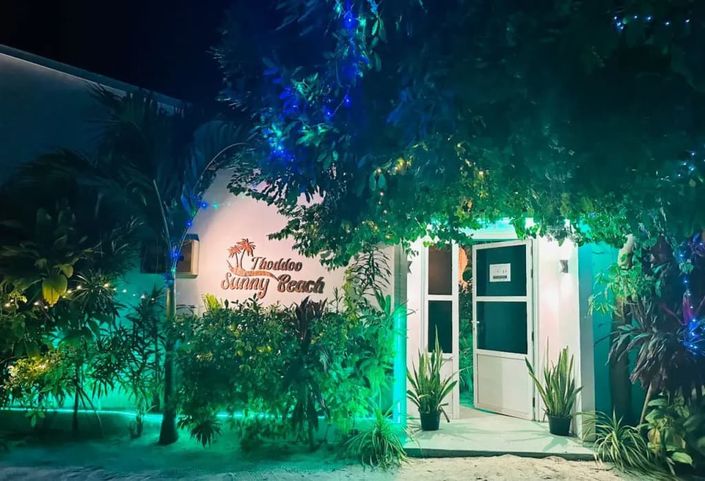 Thoddoo Sunny Beach Guest house - photo 8