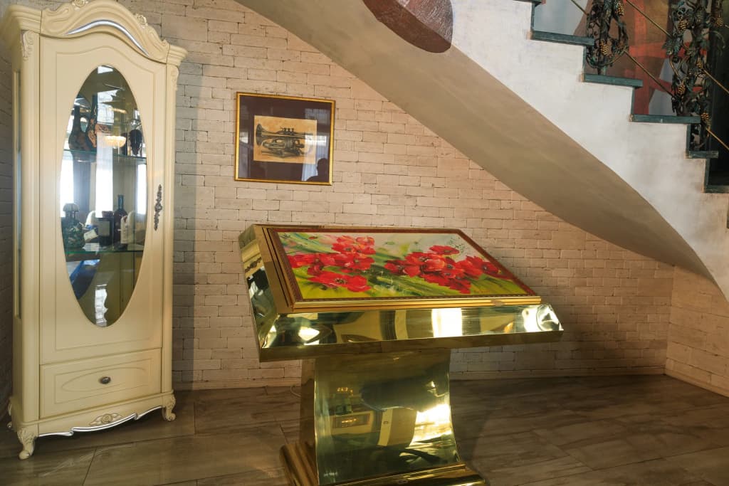 Wine Palace Hotel - photo 3