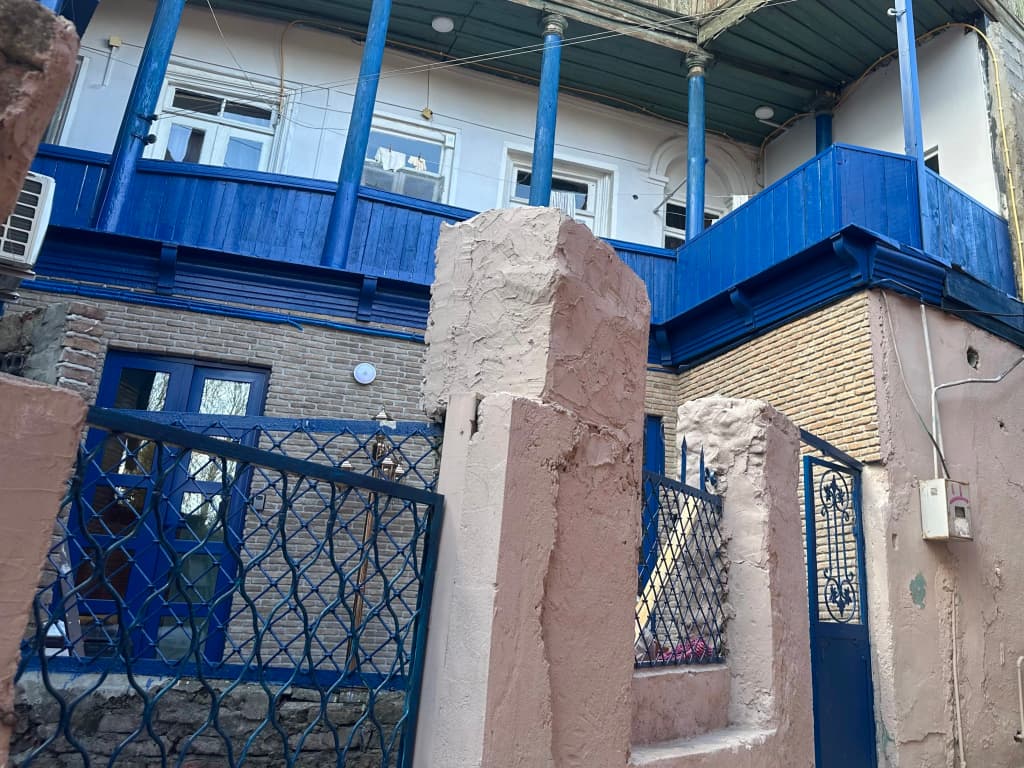 Blue Balcony Apartments - photo 6