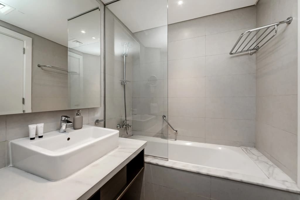 Modern Studio At Damac Maison Prive Apartments - photo 18