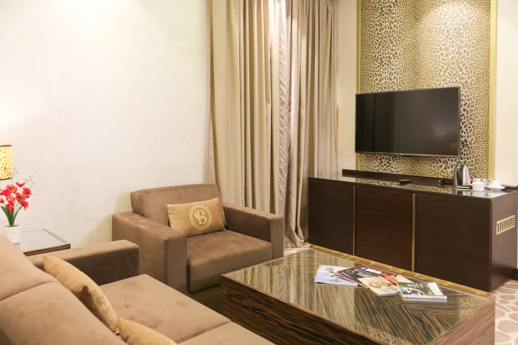 The B Premiere Hotel - photo 4