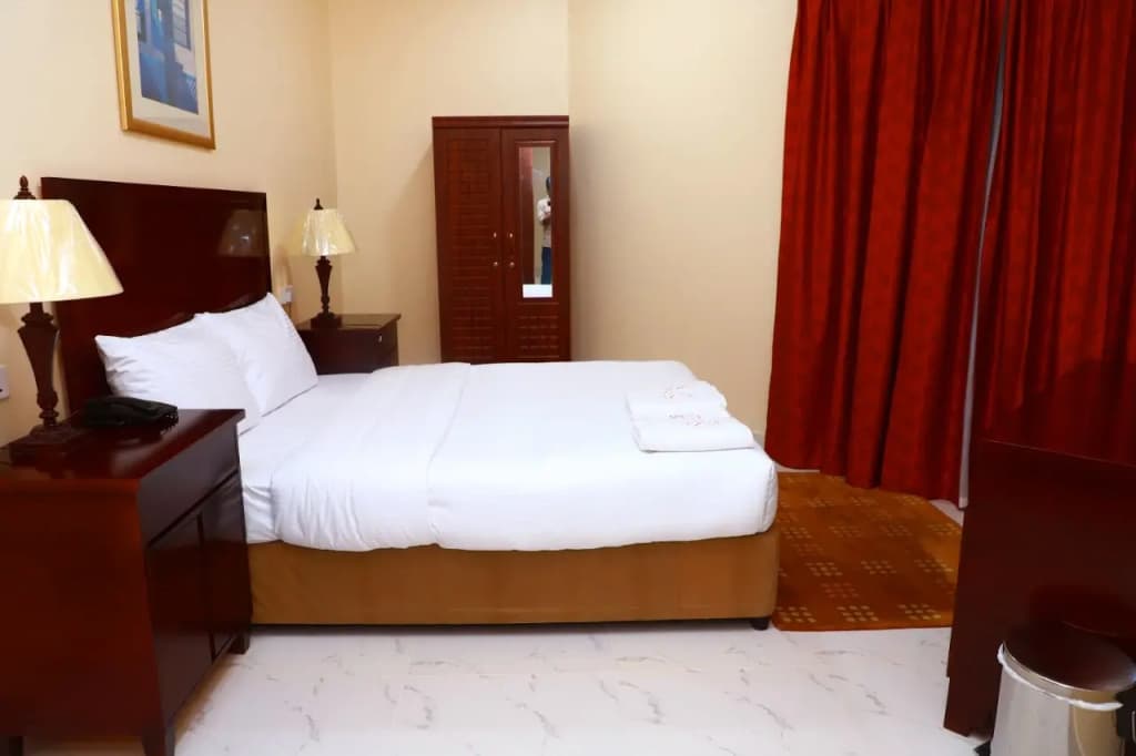 ONYX HOTEL APARTMENTS-MAHA HOSPITALITY GROUP Apartment hotel - photo 2