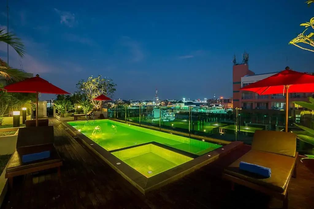 Sunshine Hip Hotel - photo 3