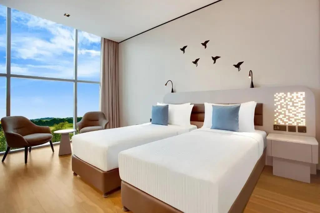 The District Hotel Jumeirah - photo 16