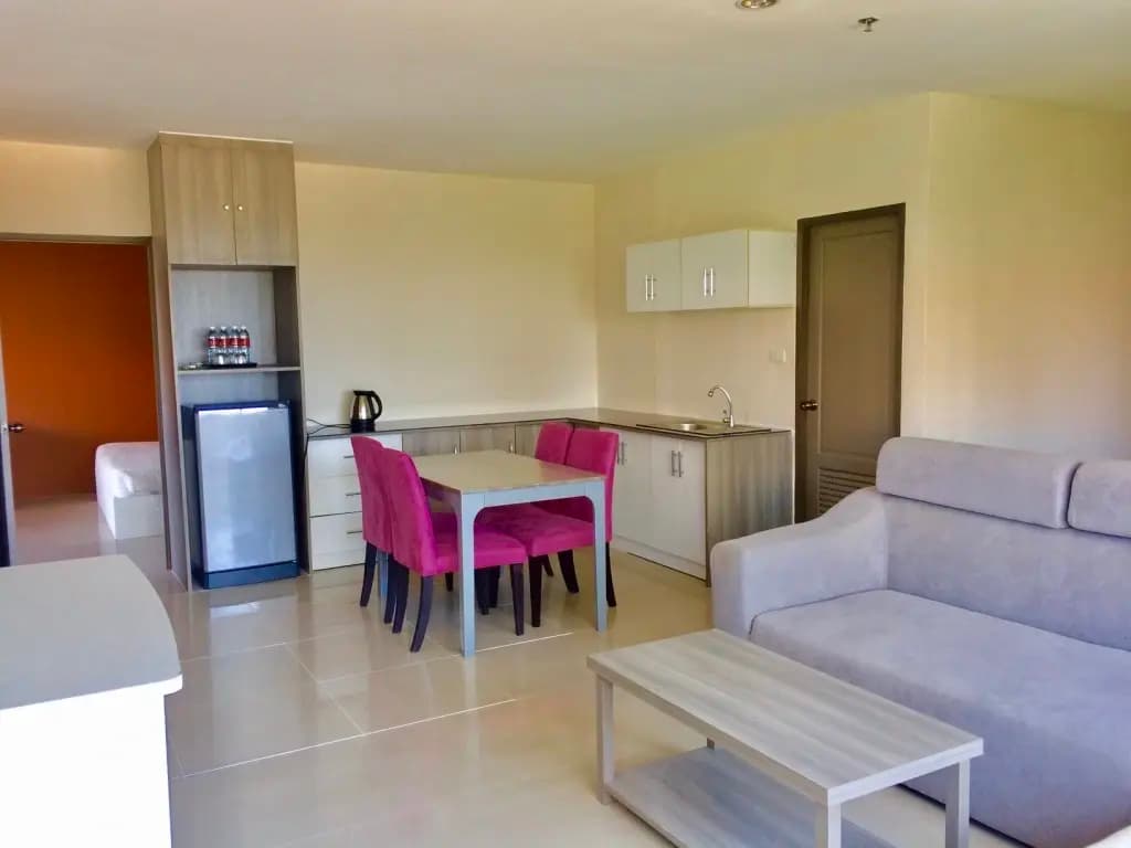 R-Con Wongamat Apartments - photo 28