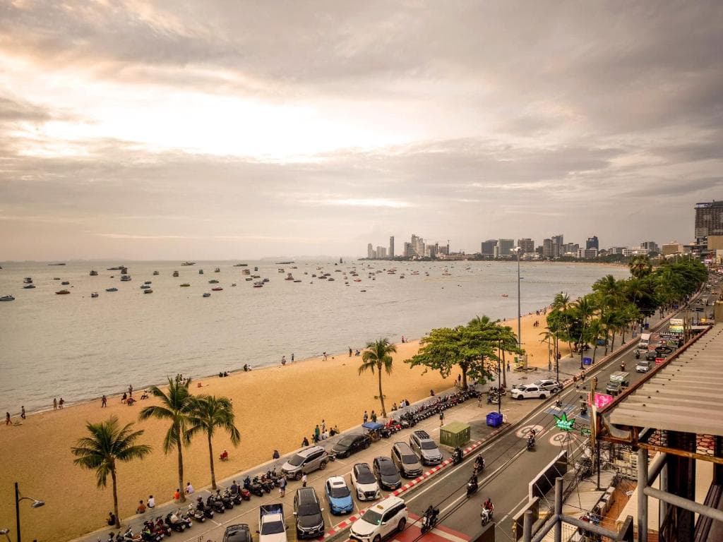 Cloudotel Walking Street Pattaya - photo 15