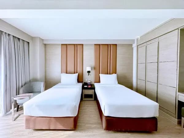 Ramada Sukhumvit Soi Eleven (Ramada Graand Swiss Sukhumvit 11) - photo 31