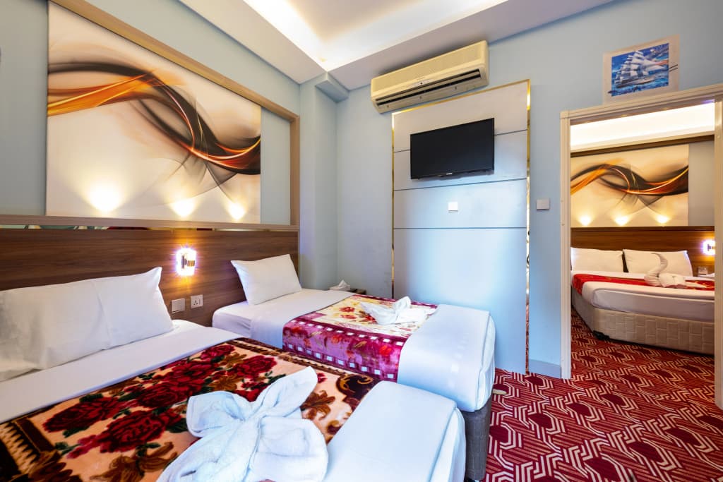 Tanha Hotel - photo 5