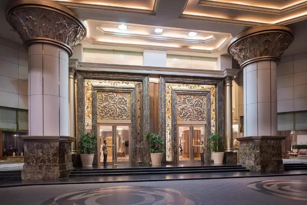 The Berkeley Hotel Pratunam - photo 28