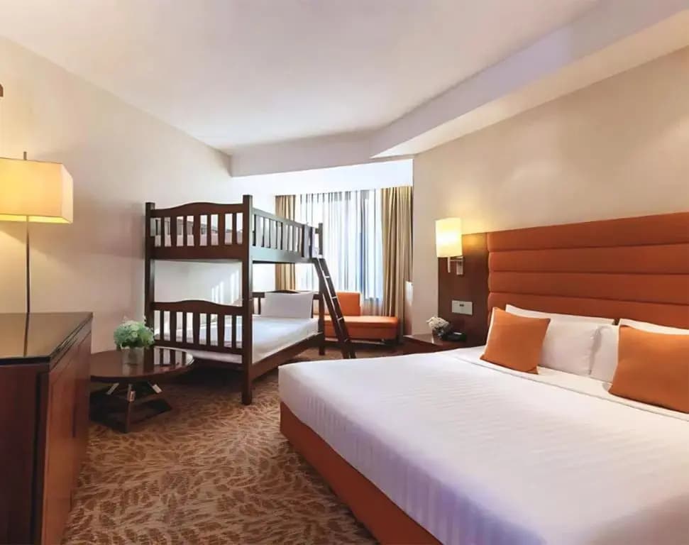 Rembrandt Hotel Bangkok - photo 10