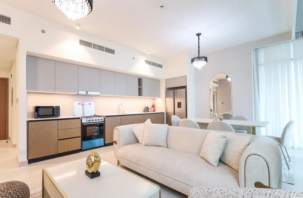 Elite LUX Holiday Homes - Dubai Creek Oasis: 2BR Luxe w/ Burj View Apartments - photo 7