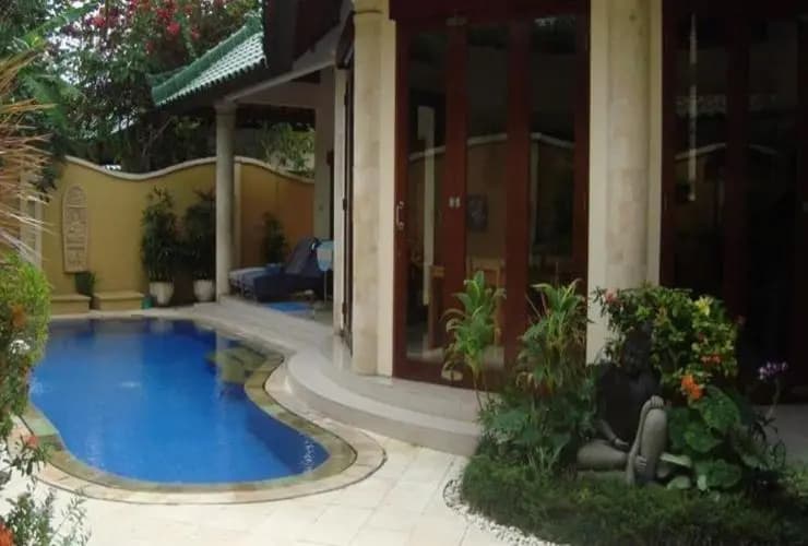 Bali Mangsi Villa - photo 17