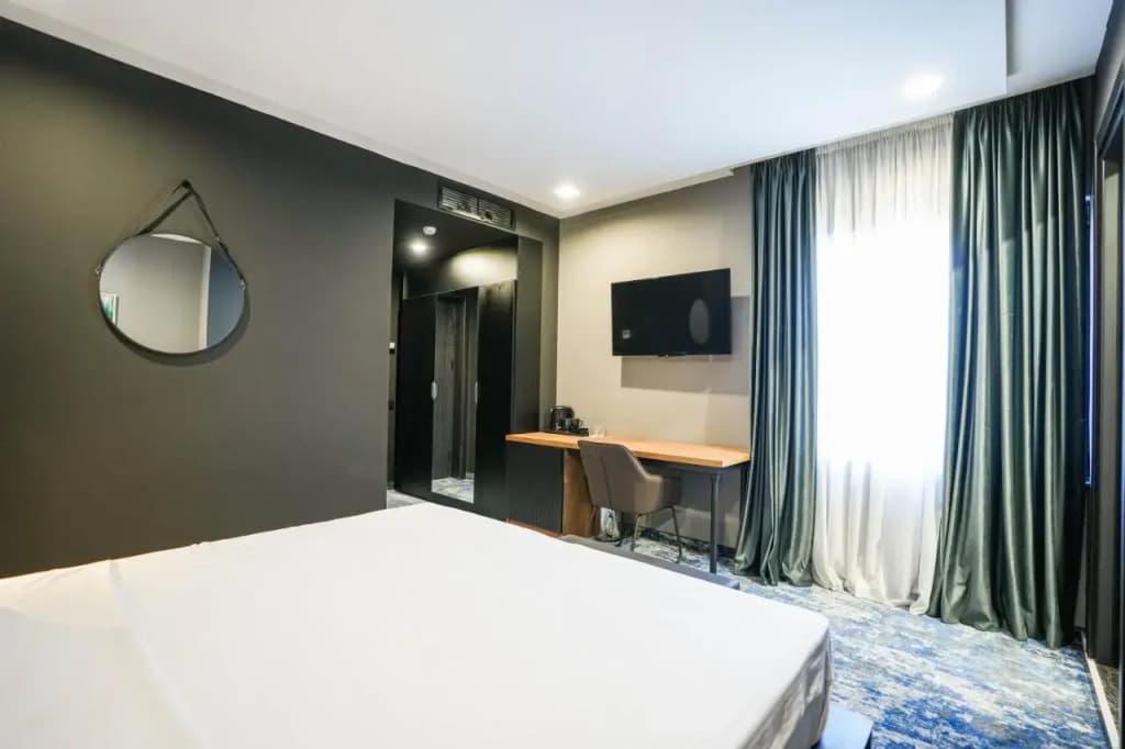 Splendid Tbilisi Hotel - photo 16