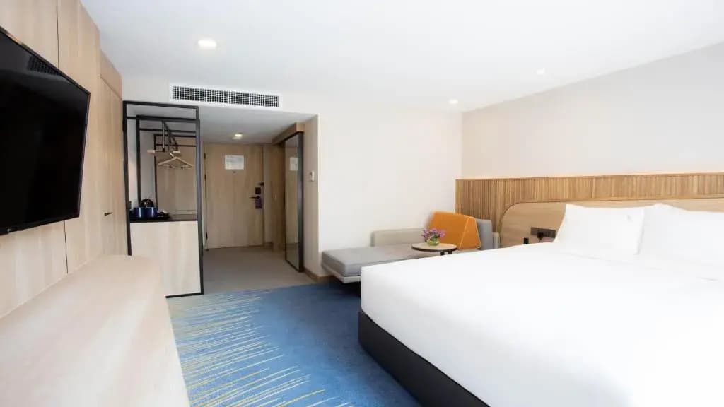 Holiday Inn Express & Suites Bangkok Central Pier - photo 8