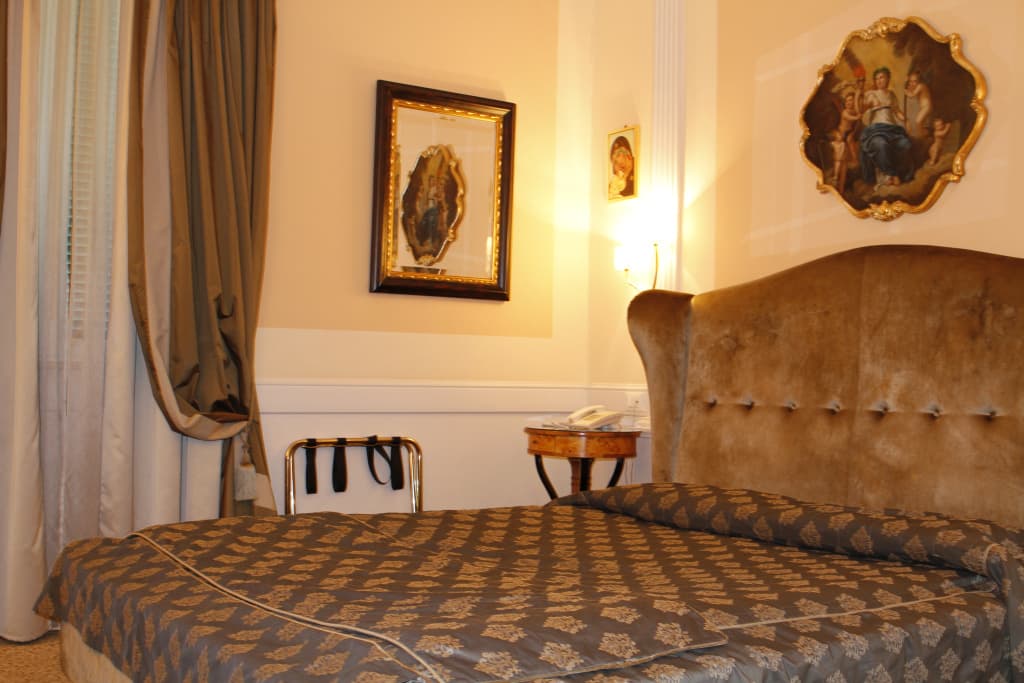 Boutique Hotel Trevi - photo 4