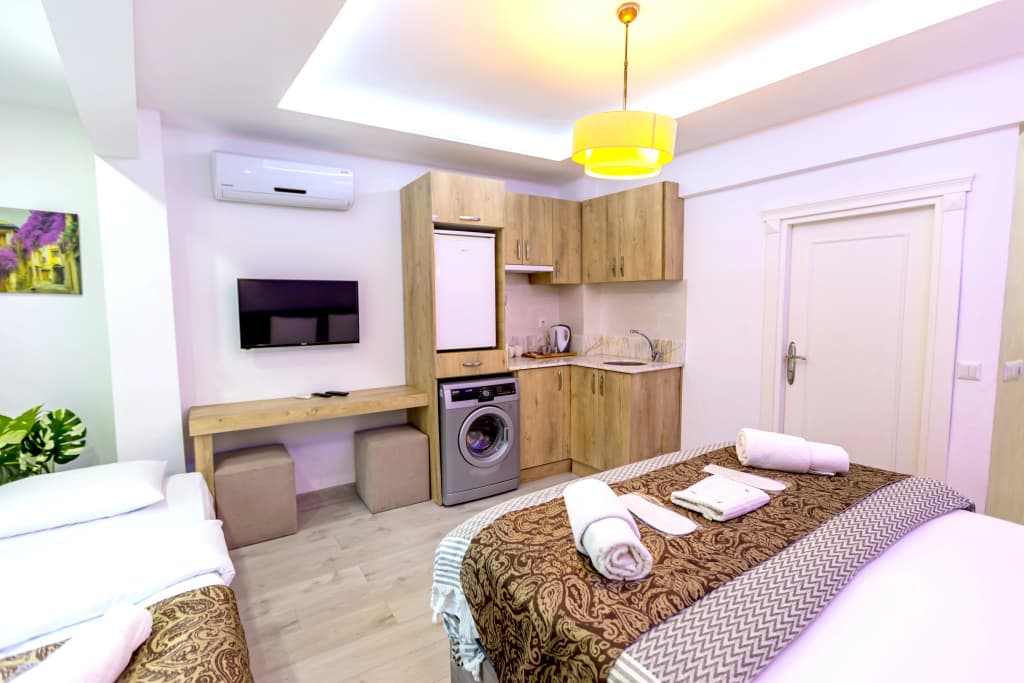 Loren Hotel & Suites - photo 29