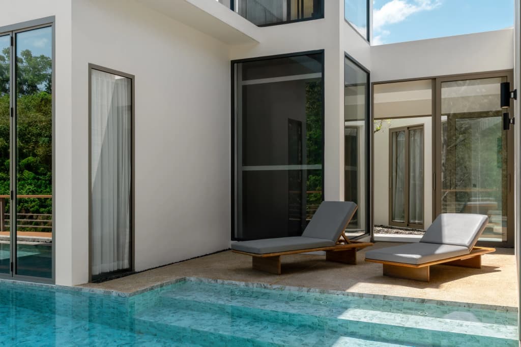 Lakefront 5BR Luxury Elevator Pool Cinema Villa - photo 7