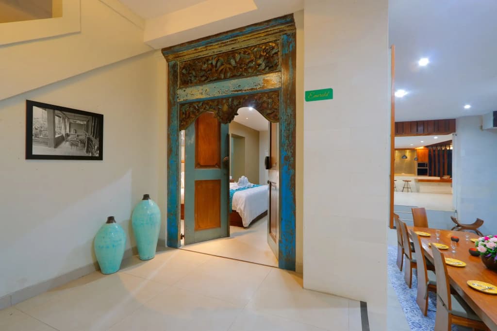 Little Ubud River View Villa - photo 34