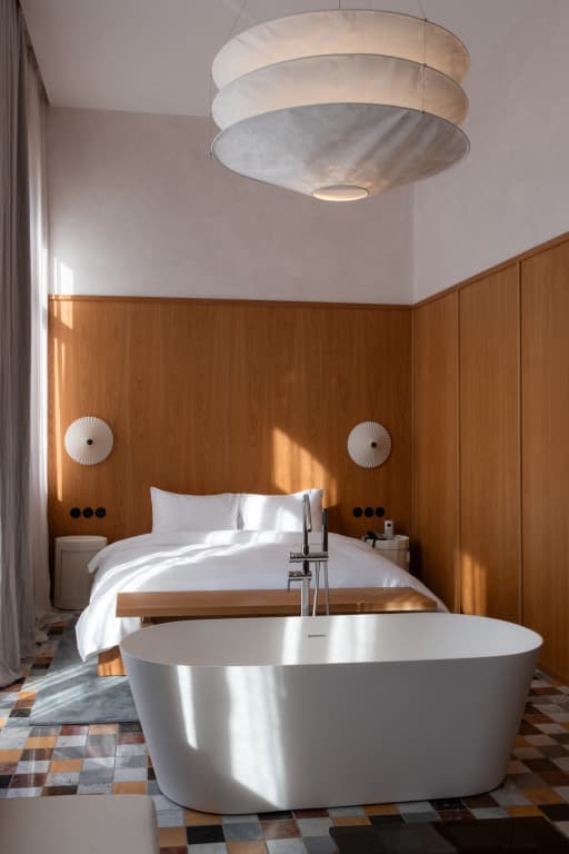 Hotel Bellhop Tbilisi - photo 43