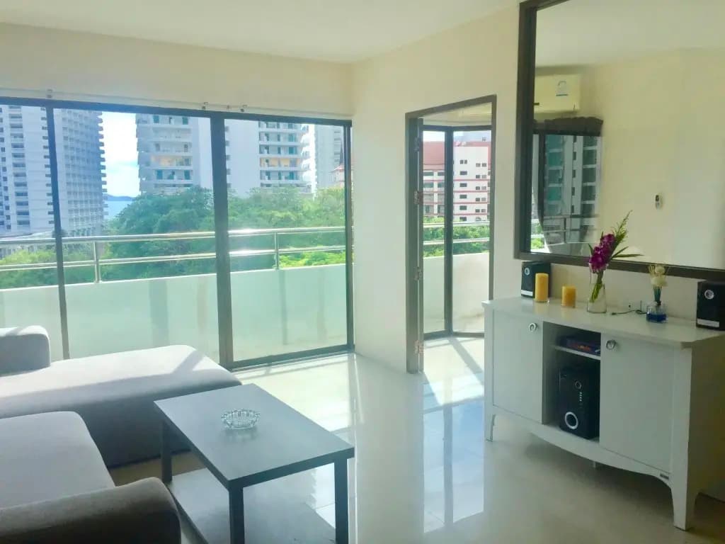 R-Con Wongamat Apartments - photo 38