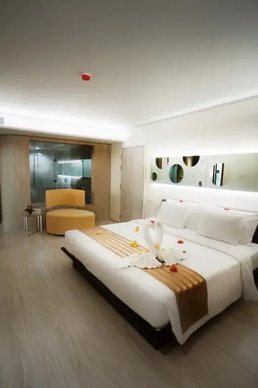 Pattaya Discovery Beach Hotel - photo 9