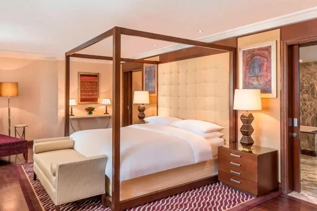 Sheraton Oman Hotel - photo 17