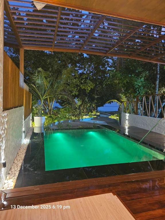 Island Luxury Retreat Maalhos Hotel - photo 9