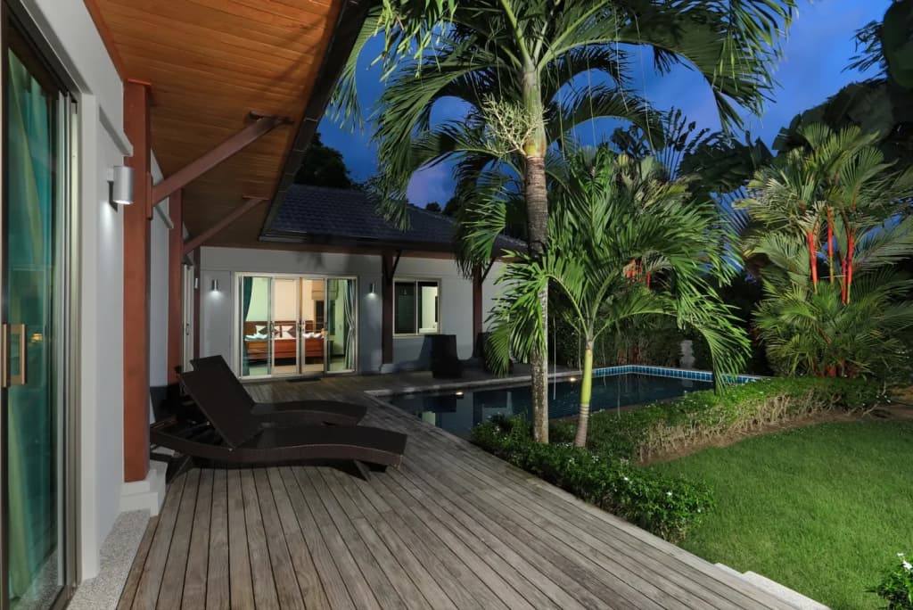 Heni Private pool 3BR Naiharn Beach Villa - photo 31