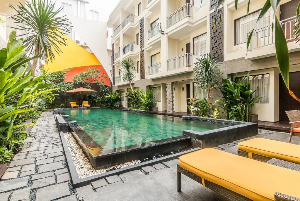 ZEN Rooms Legian Dewi Sri Hotel - photo 13