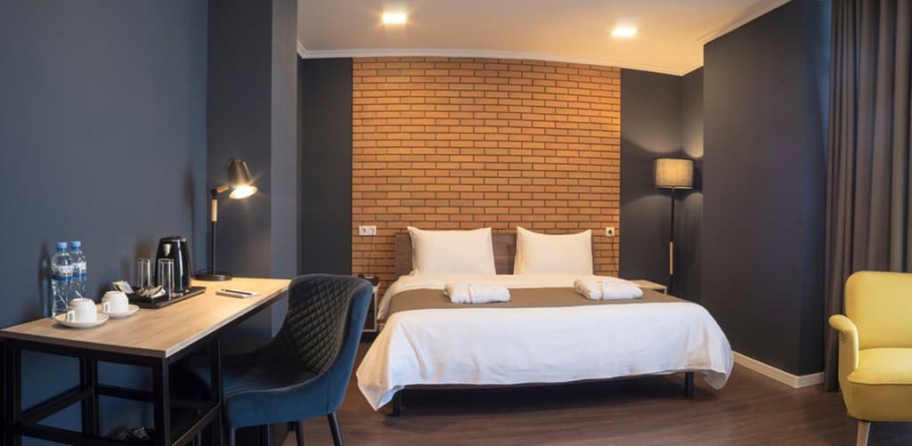 Bricks Hotel - photo 22