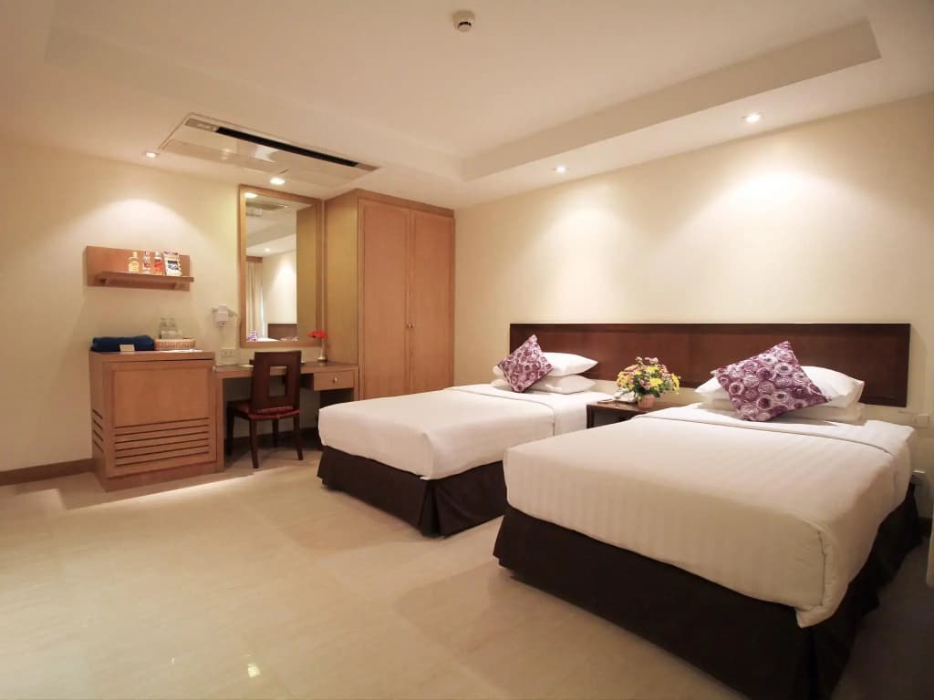 Hotel Tropicana Pattaya - photo 10