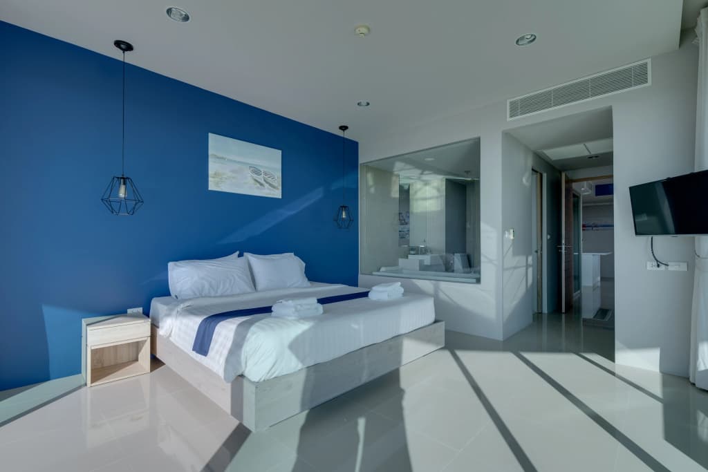 Veloche Group by Continent Apartments - photo 17
