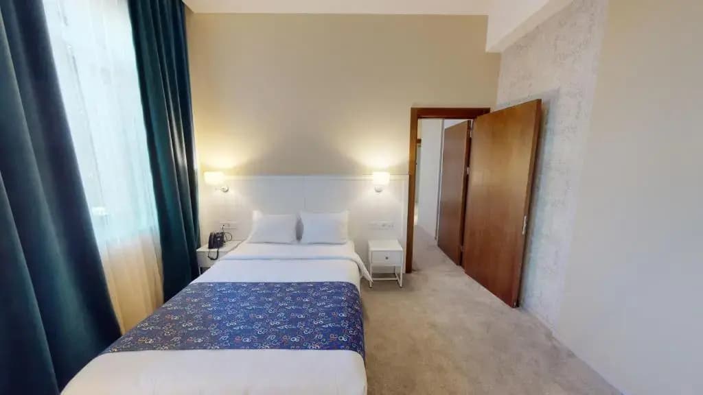 Epigraph Tbilisi Center Hotel - photo 22