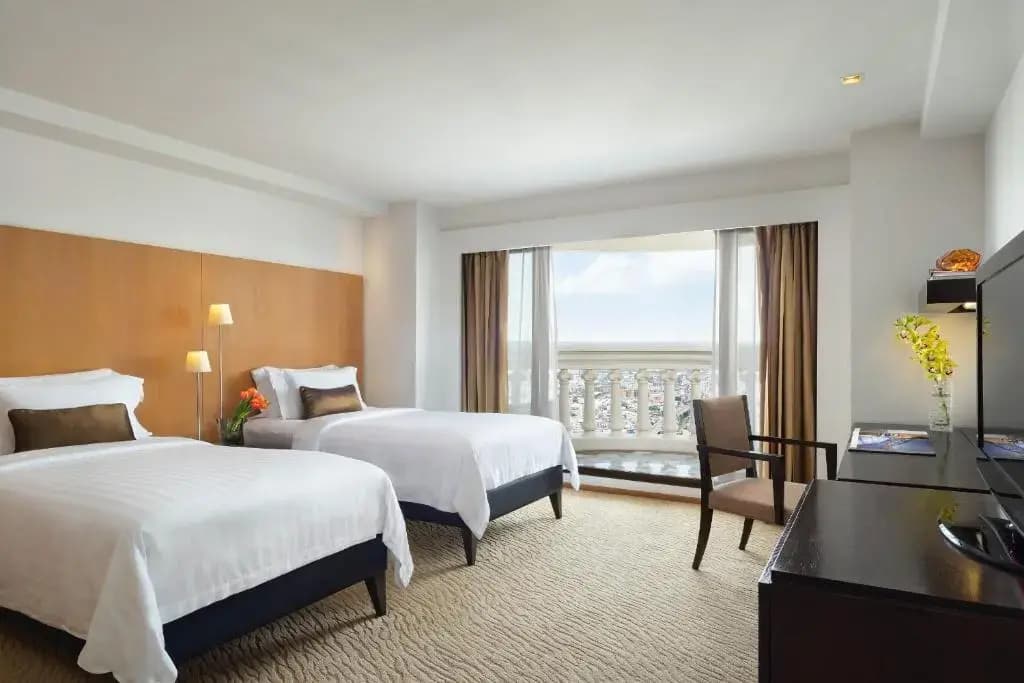 Tower Club at lebua Hotel - photo 6
