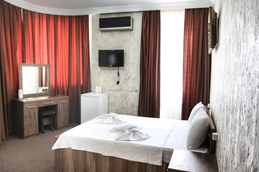 New Palace Shardeni Hotel - photo 3