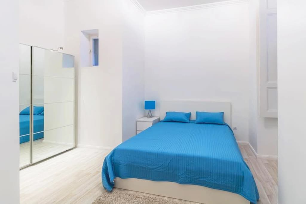 Luxury With Danube View Apartments - photo 9