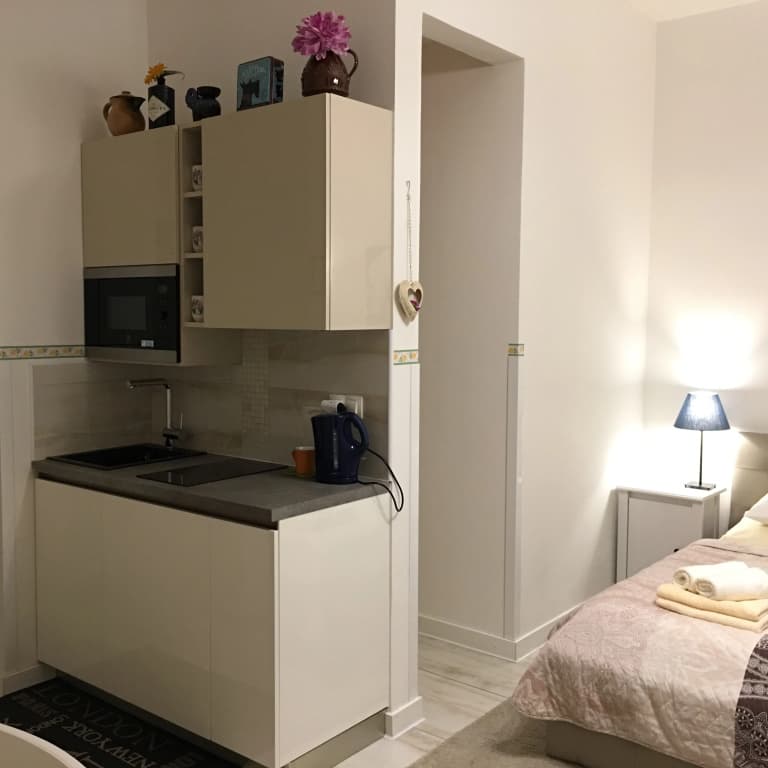 White Home Apart-Hotel - photo 5