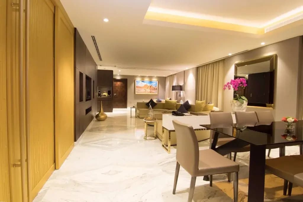 Grand Millennium Muscat Hotel - photo 20