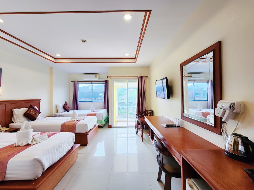 Phaithong Sotel Resort Hotel - photo 16