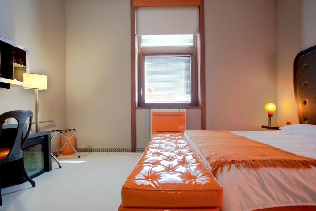 Orange Hotel - photo 4