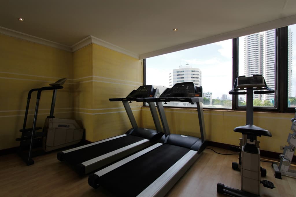 Royal Benja Hotel - Big Rooms, Family Friendly - photo 23