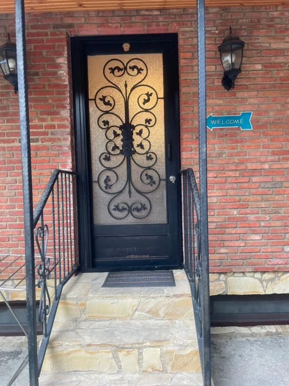 48 Apartments - photo 3