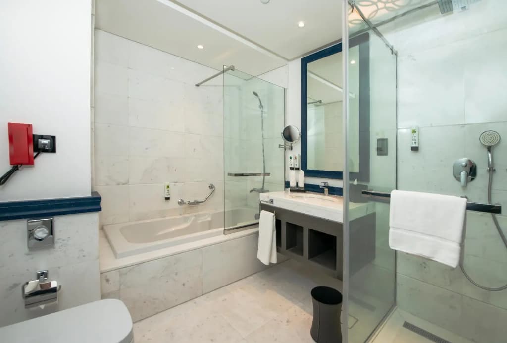 Jannah Dubai Creek Hotel - photo 10
