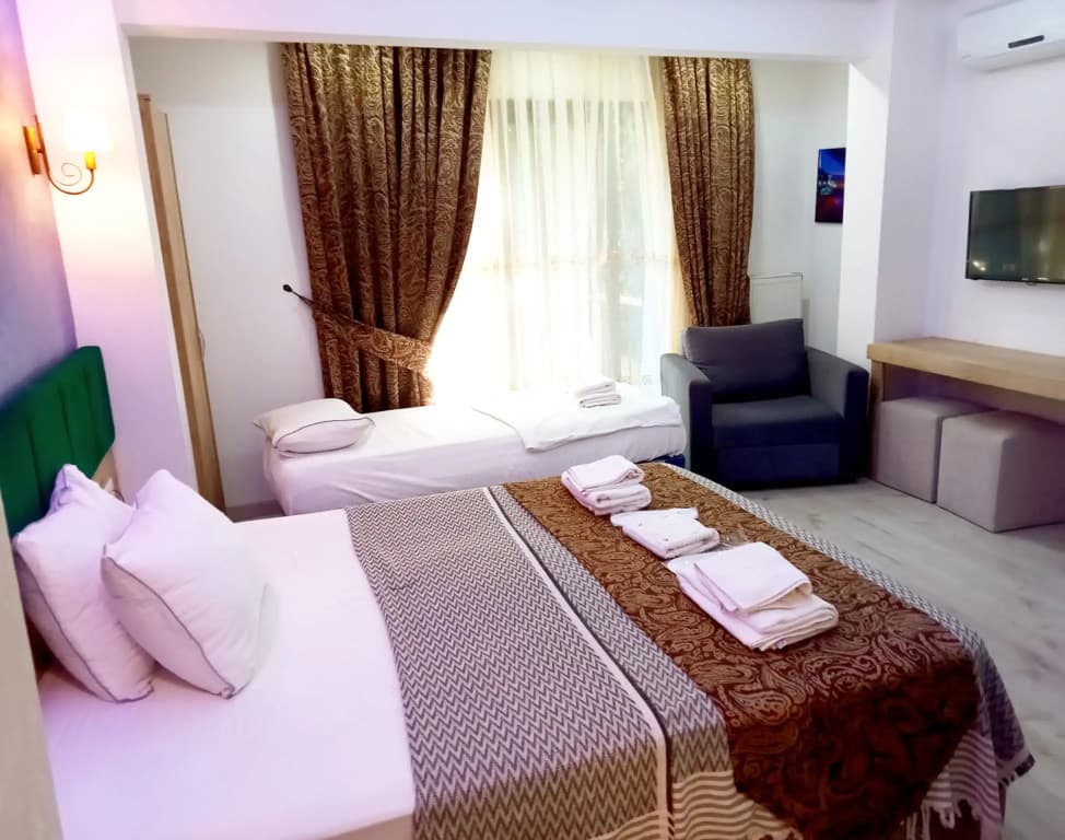 Loren Hotel & Suites - photo 44